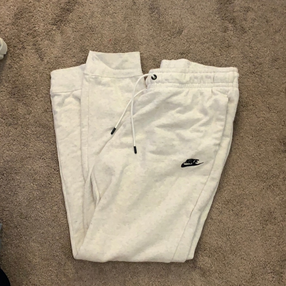 Nike joggers